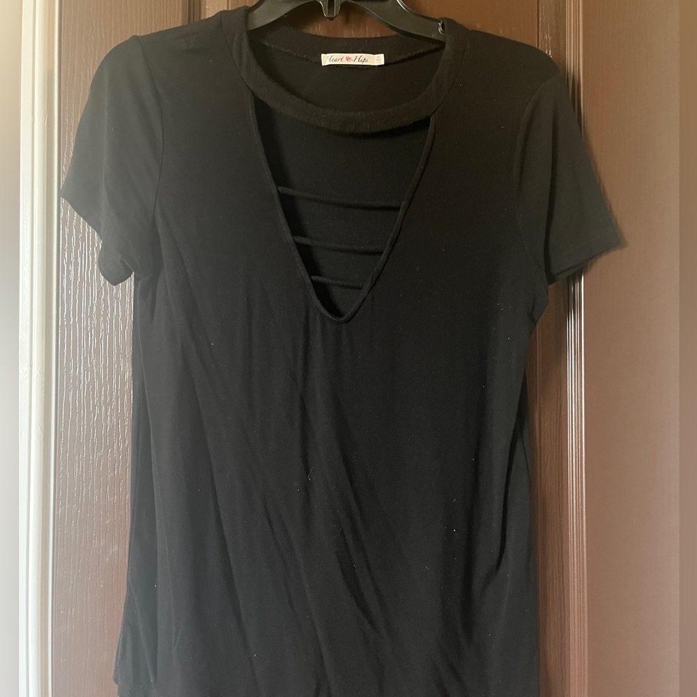 Stretchy black top with open front